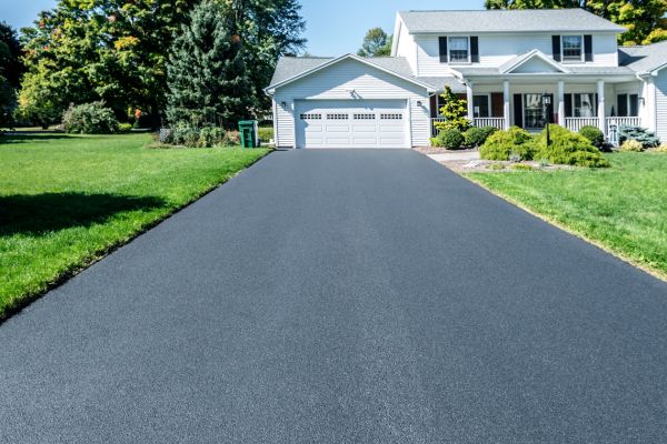 Why You Should Sealcoat Your Driveway - Donovan Sealcoating